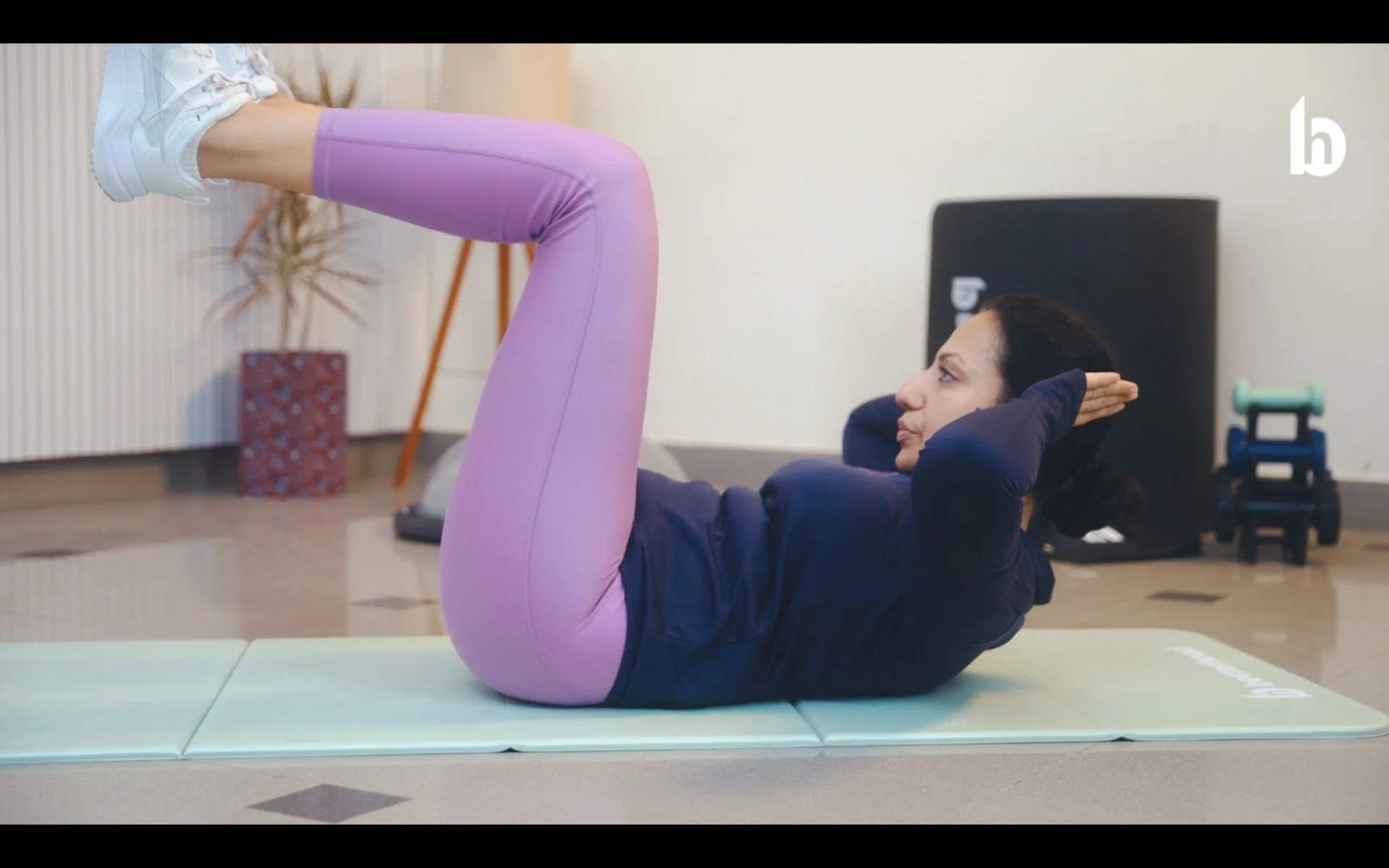 Abdominal crunches and its variation