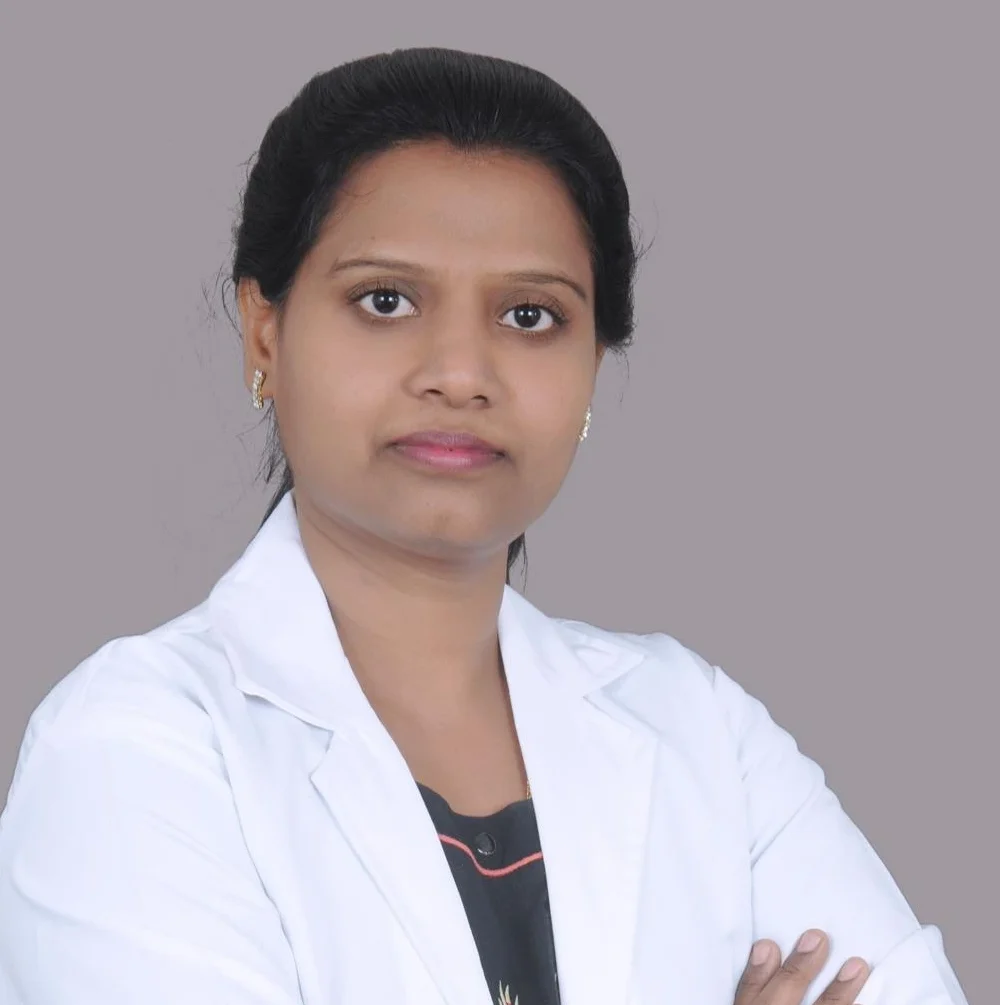 Dr. Jasmine Flora