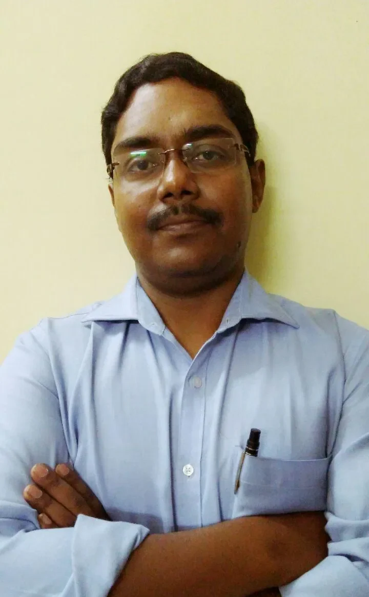 Dr. Suman Sarkar 