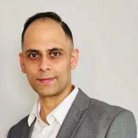 Dr. Akshay Arora