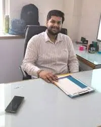 Dr. Somaksh Gupta 
